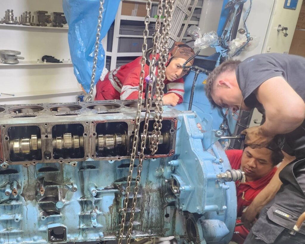 motor desarmado