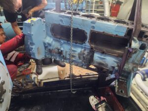 major overhaul de motor eauxiliar